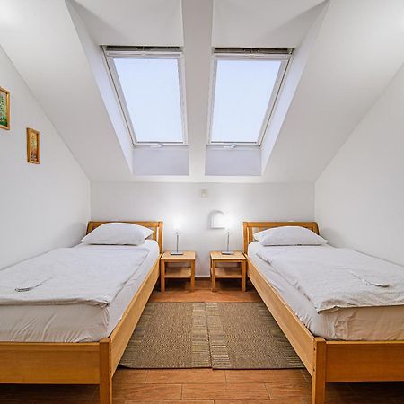 Apartments Maleric With Indoor Pool And Wellness Dragatuš Eksteriør bilde