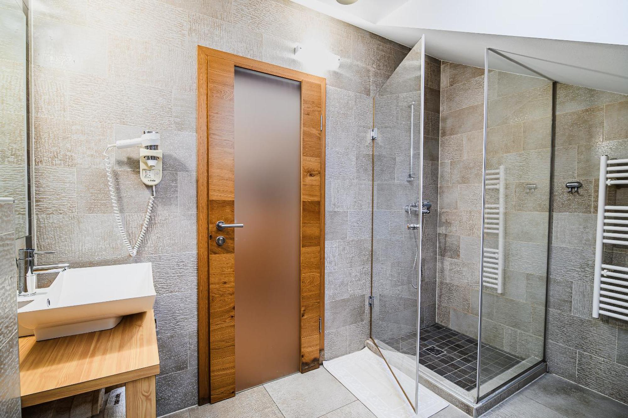 Apartments Maleric With Indoor Pool And Wellness Dragatuš Rom bilde