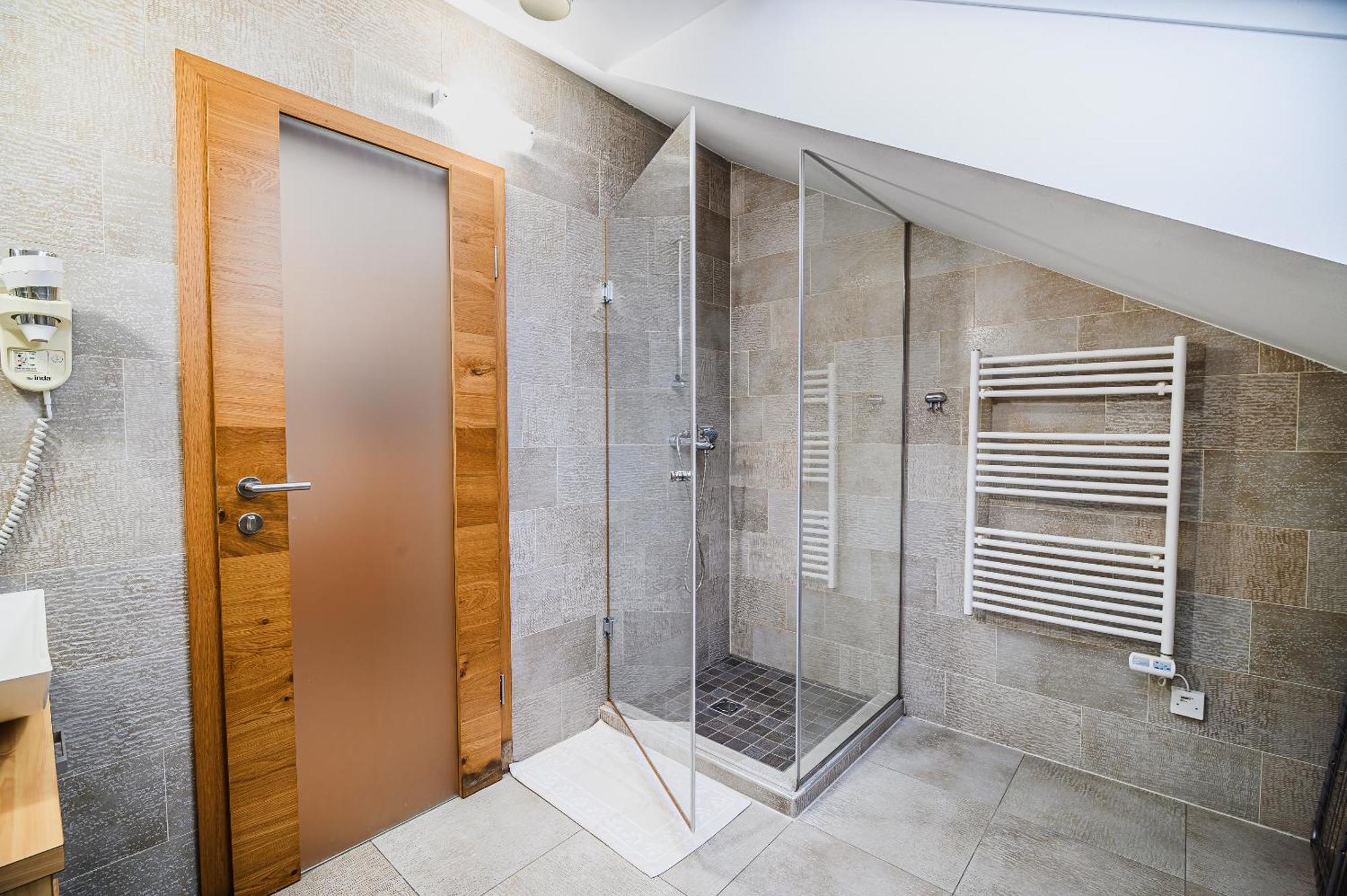 Apartments Maleric With Indoor Pool And Wellness Dragatuš Rom bilde
