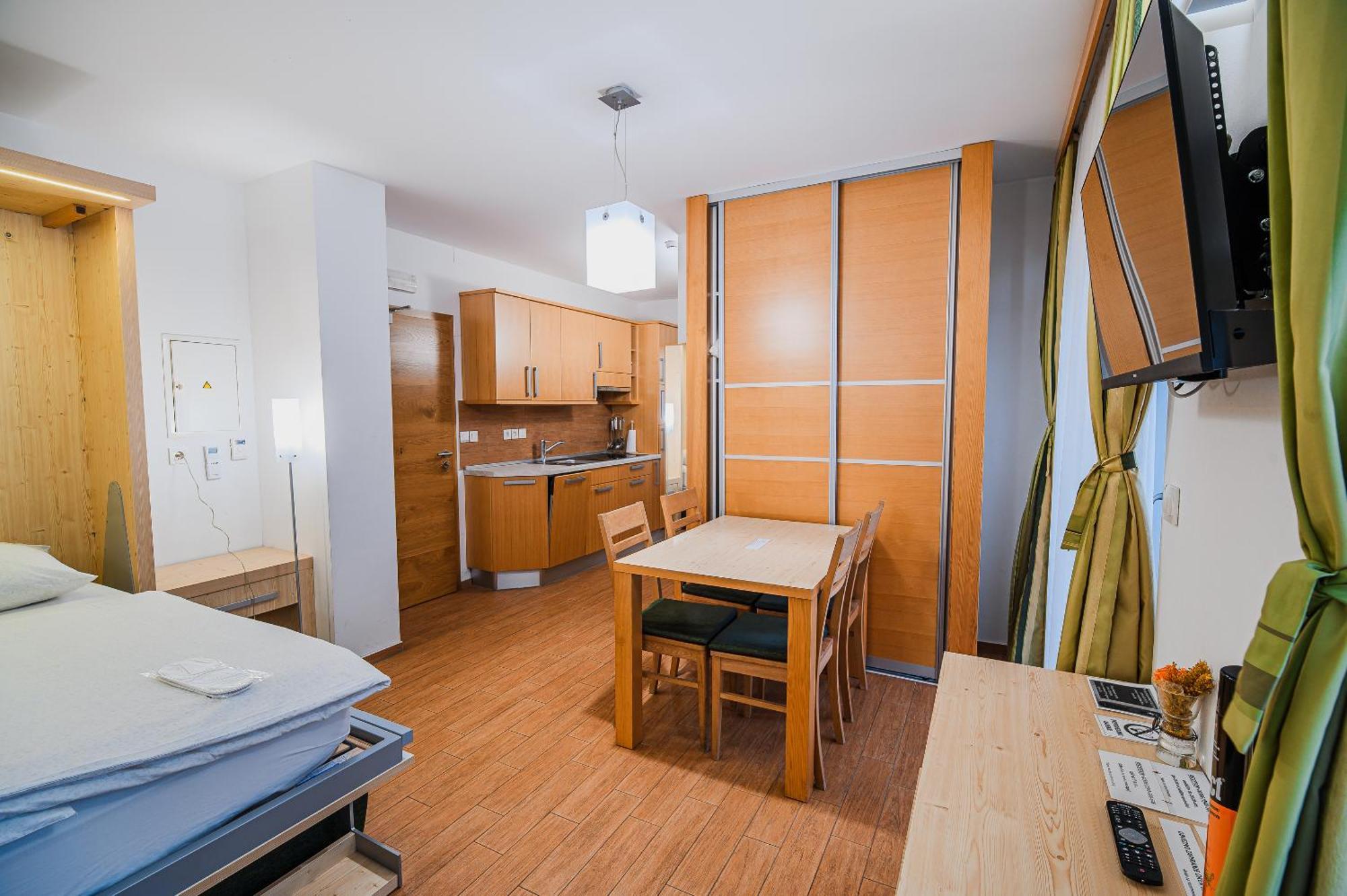 Apartments Maleric With Indoor Pool And Wellness Dragatuš Rom bilde