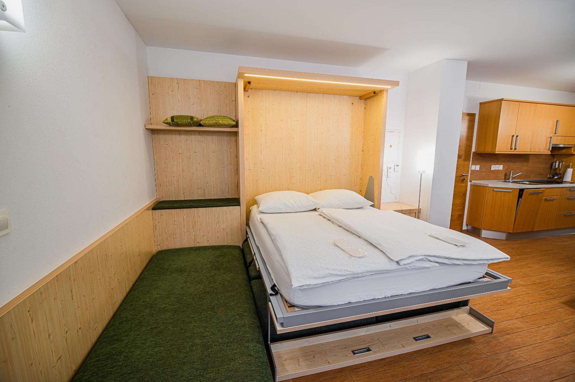 Apartments Maleric With Indoor Pool And Wellness Dragatuš Rom bilde