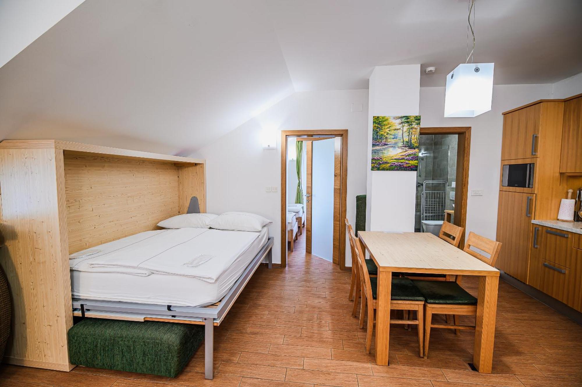 Apartments Maleric With Indoor Pool And Wellness Dragatuš Rom bilde