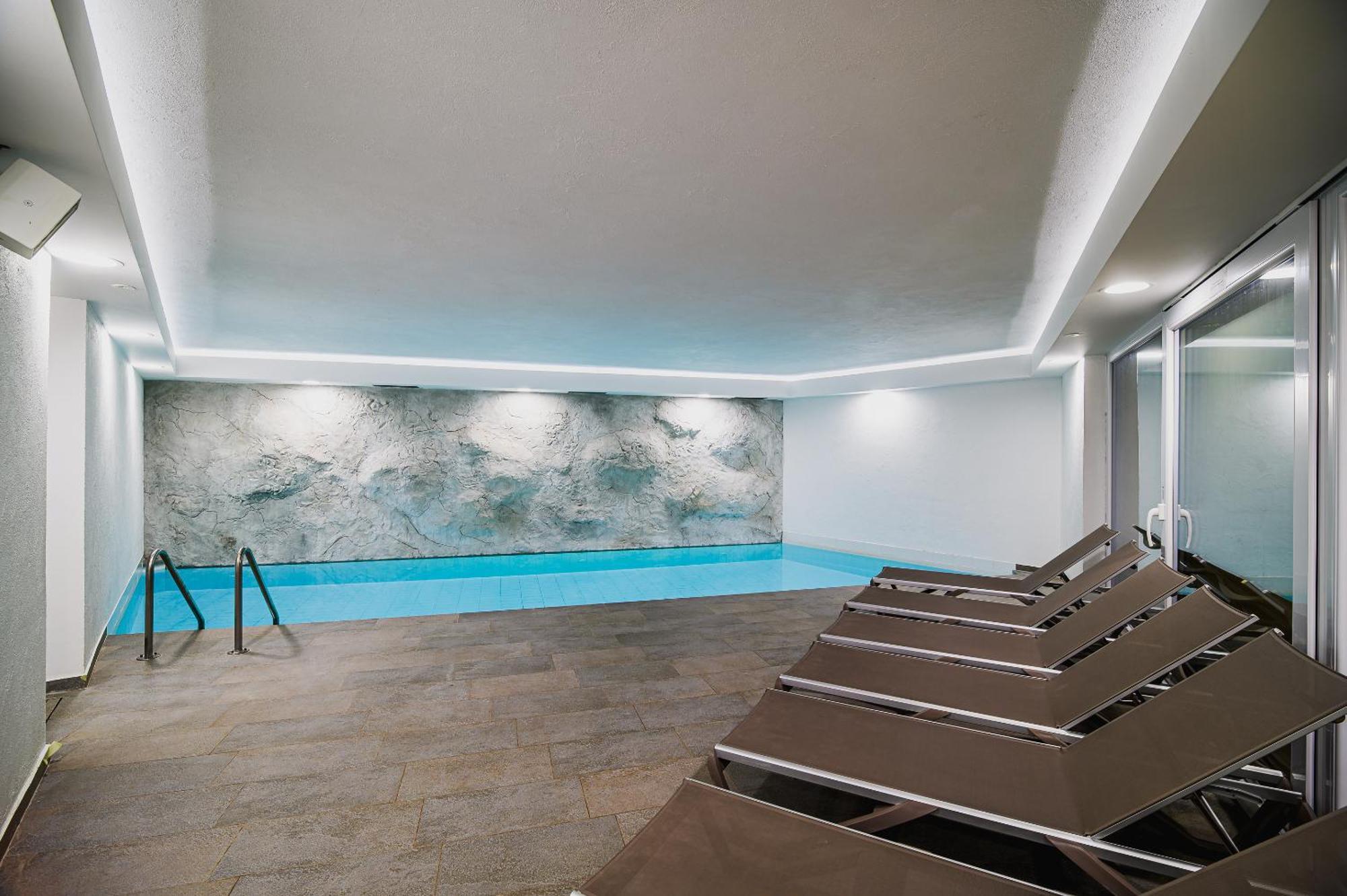 Apartments Maleric With Indoor Pool And Wellness Dragatuš Eksteriør bilde