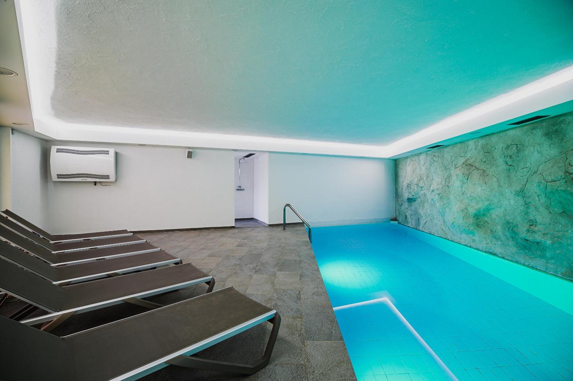 Apartments Maleric With Indoor Pool And Wellness Dragatuš Eksteriør bilde